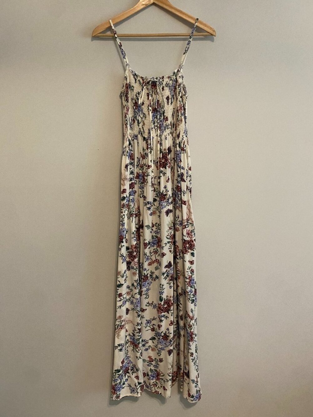 I Joah Maxi Dress w/ Cinched Top and Front Tie, Large, White/Floral - Picture 2 of 5